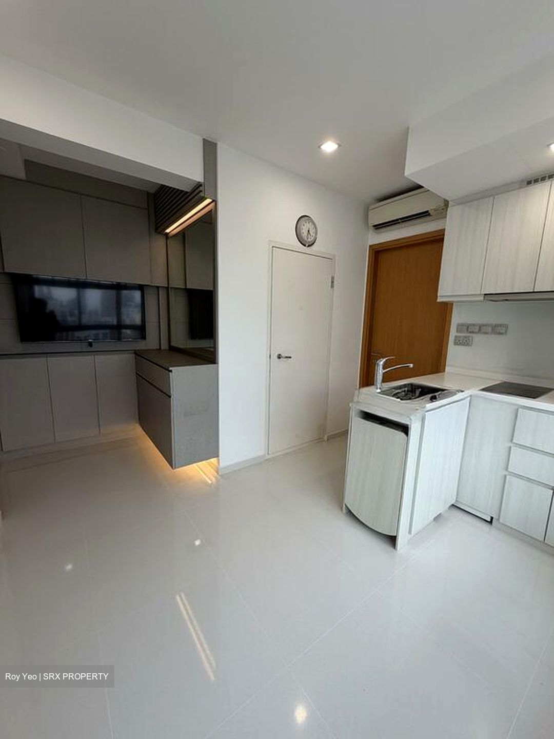 Devonshire Residences (D9), Apartment #517874231